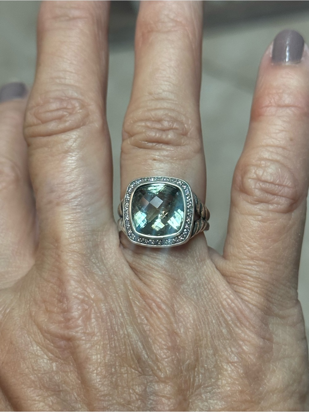 David Yurman Silver Ring with Light Green Cushion Gemstone and Pavé Accents - Picture 3 of 7